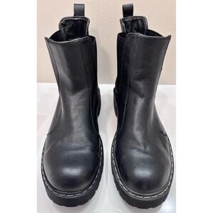 Black Leather Platform Boots  Size 7.5 sincerely Jules
Sleek‎ Hippie Retro